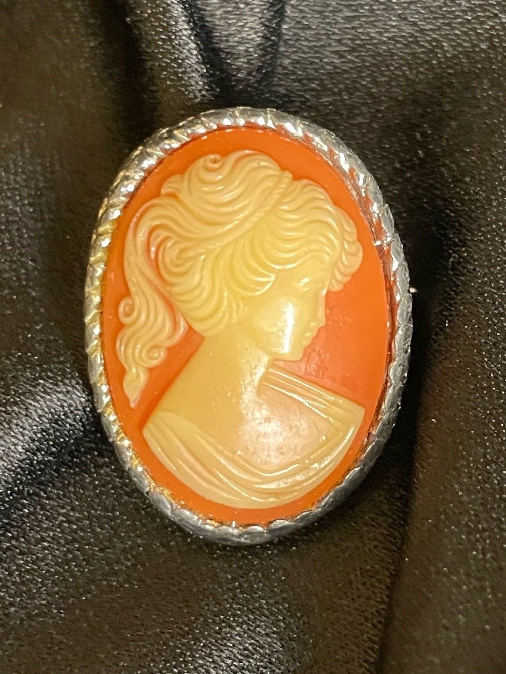 VINTAGE Orange and Off White Cameo Brooch